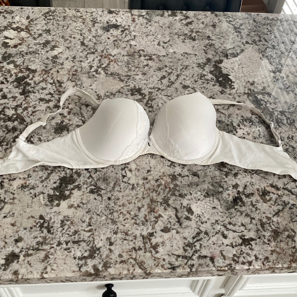 Victorias Secret bra 36D